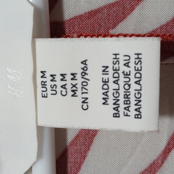 H&M 100% Viscose Tropical Print V-neck Midi Dress Womens Medium Resortwear Boho - Picture 3 of 6